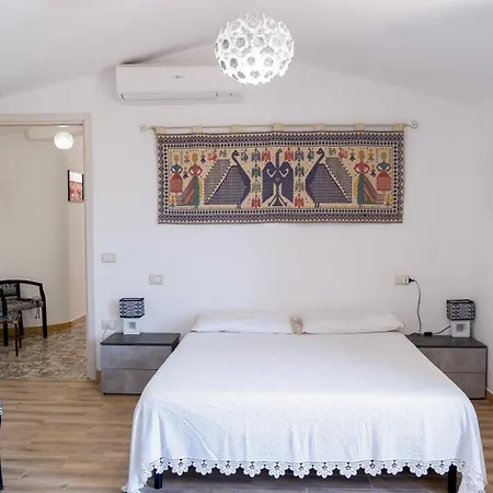 Affittacamere Agora 3*