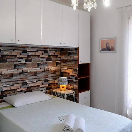 Affittacamere Agora 3*