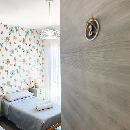 게스트하우스 Affittacamere Agora 테르테니아