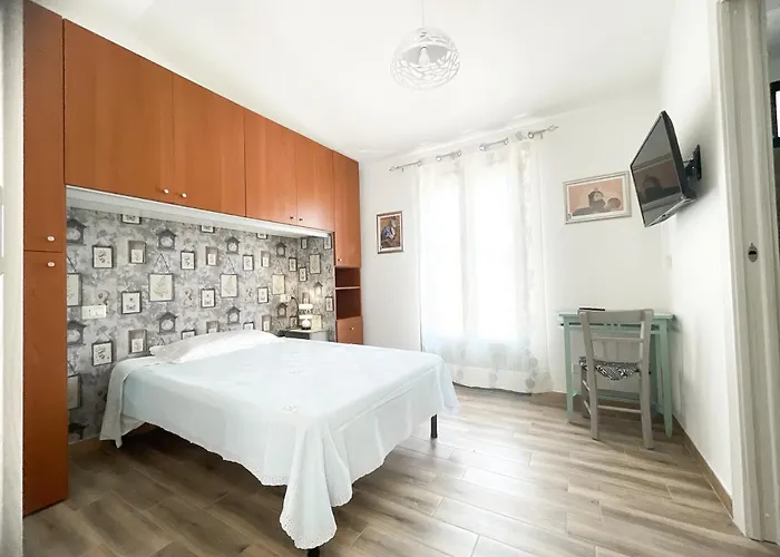 Affittacamere Domo Agora' Gasthof 3*