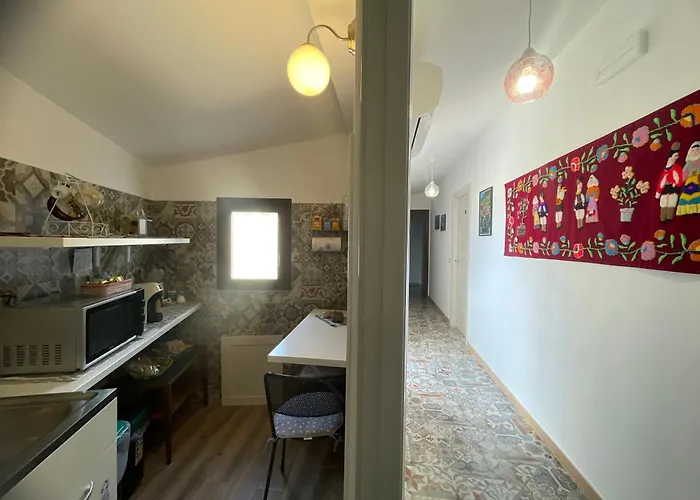 Affittacamere Domo Agora' Tertenìa